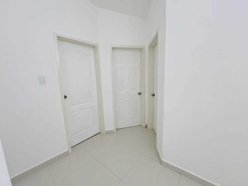 Imagen 10 de 20 de Rosaura Cortez Vende Apartamento Duplex En San Diego Res. Cumbres De San Diego Cerca De Fin De Siglo
