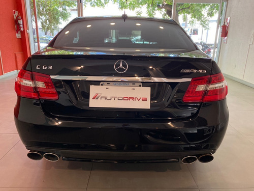 Imagen 10 de 25 de Mercedes Benz E 63 Amg 2011