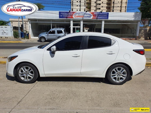 Toyota Yaris Ia Automatico