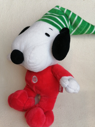 Peluche Original Snoopy En Pijama Peanuts 25cm.