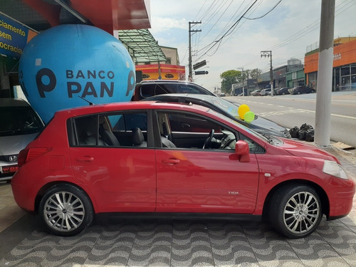 Nissan Tiida 1.8 Sl Flex 5p 2011