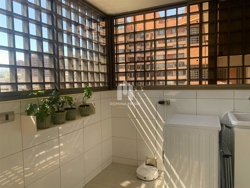 Arriendo Dpto. De 3 Dorm. Mas Servicios En Las Condes