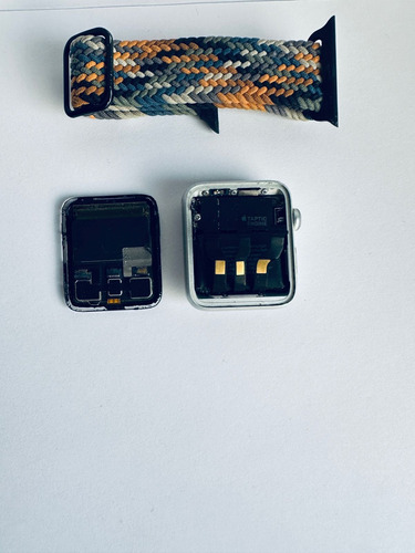 Apple Watch Serie 3 42mm Versión Nike Para Refacciones Gris Gris Oscuro Colores Naranja Gris