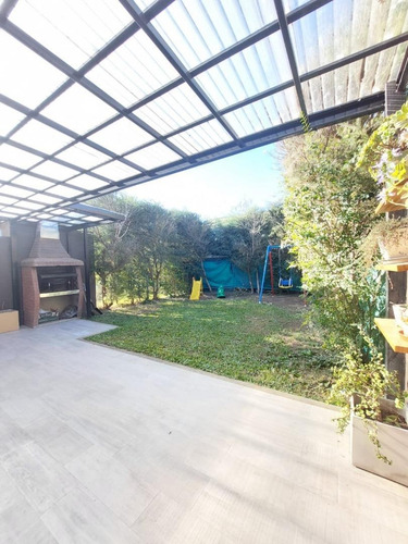 Imagen 17 de 19 de Casa Con Parque Y Parrilla En Los Robles