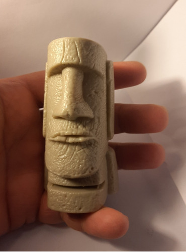 Figura Moai. Juguete