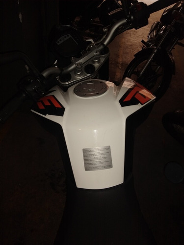Imagen 6 de 9 de Ktm Duke 200
