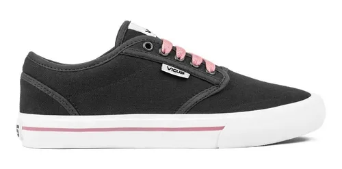 Vans negras con shop rosas