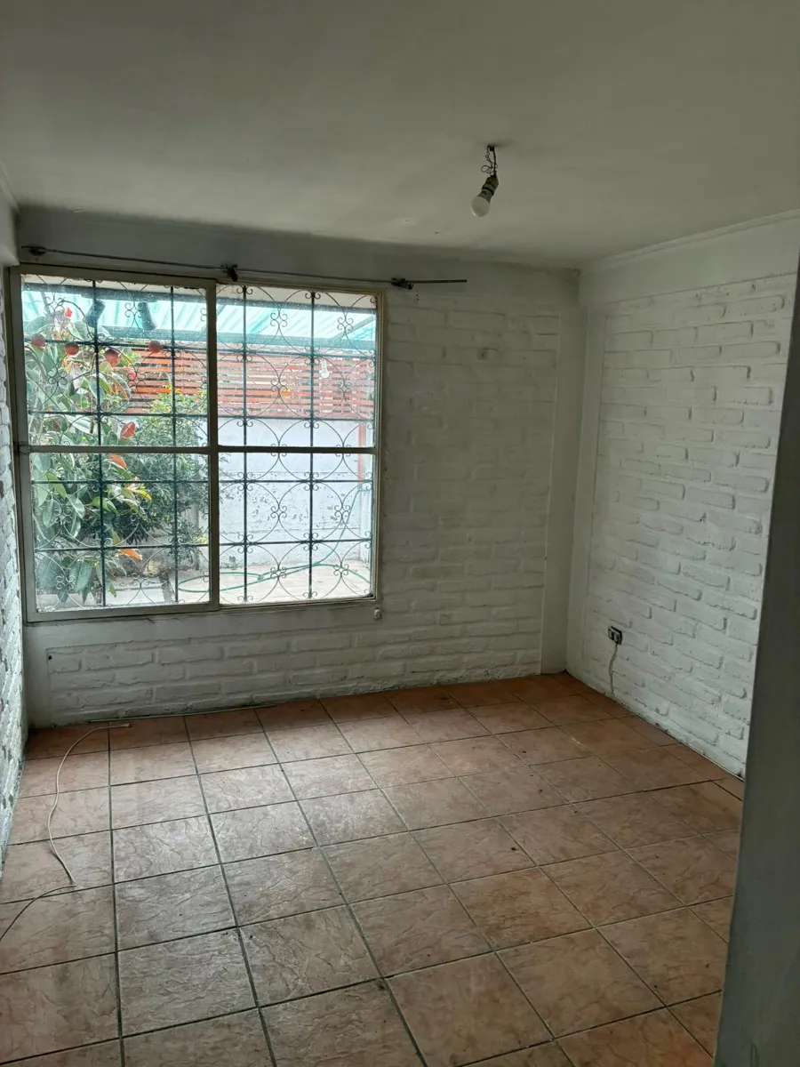 Imagen 4 de 13 de Casa En Barrio Tranquilo Y Pasaje Cerrado
