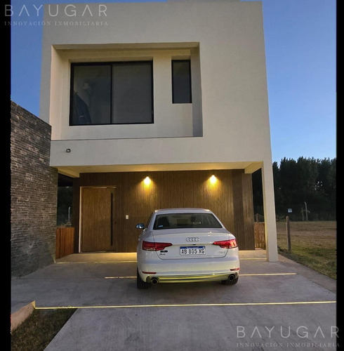 Venta Casa A Estrenar- Santa Ana- Villanueva- Tigre.