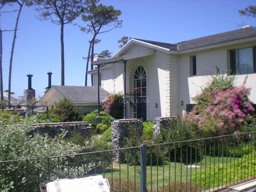 Imagen 8 de 30 de Espectacular Casa En Venta Y Venta En Punta Del Este, Pinares Frente A La Playa Mansa!