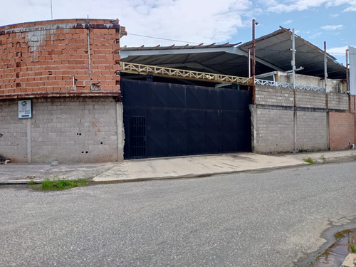 En Venta: Galpón En Conglomerado Industrial Valencia, Urb. La Quizanda Municipio Valencia, Edo. Carabobo.