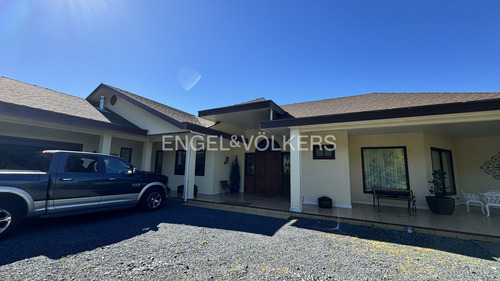 Venta Espectacular Casa En Mitrinhue