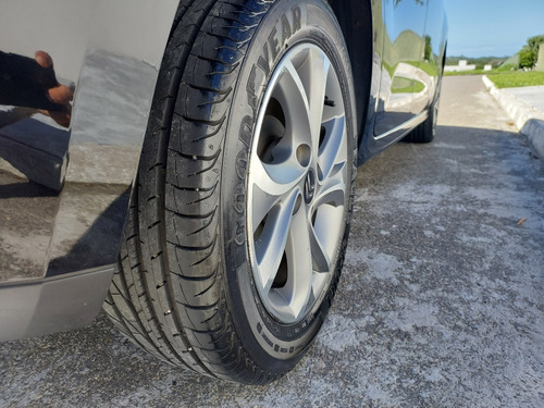 Imagem 10 de 11 de Citroen C3 Tendance 1.5 Manual 2015 Teto Panorâmico Zenith