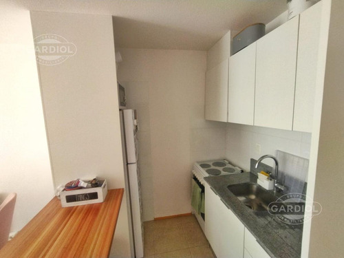 Imagen 11 de 20 de Alquiler Apartamento 2 Dormitorios Con Garaje Posibilidad Mobiliario- Tres Cruces