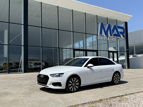 Audi A4 2.0 40 Tfsi Front