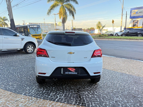Chevrolet Onix 1.4 MPFI LTZ 8V FLEX 4P AUTOMÁTICO