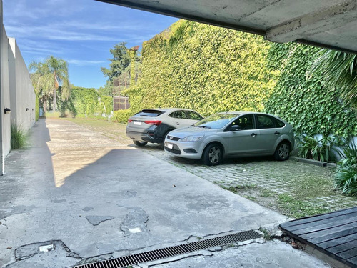 Imagen 3 de 30 de Importante Local Comercial En 2 Plantas Con Cocheras, En Las Lomas De San Isidro.