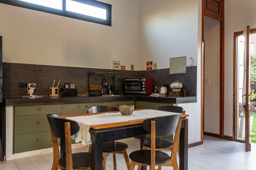 Importante Casa Apta Crédito Barrio Villa Atilia