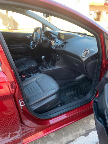 Imagen 16 de 16 de Ford Fiesta Kinetic Design 2018 1.6 Titanium 120cv