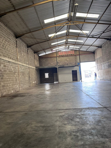 Galpon C. Empresarial La Guaricha Ii La Morita Aragua Gm