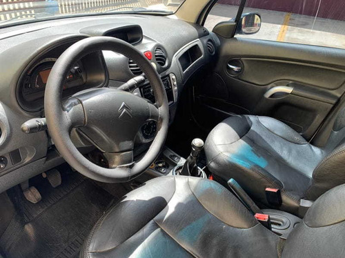 Imagem 8 de 10 de Citroen C3 Glx 1.4 8v Completo