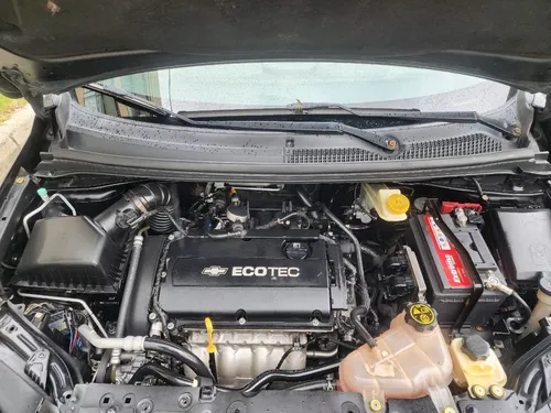 Chevrolet Sonic 1.6 Lt 5 p