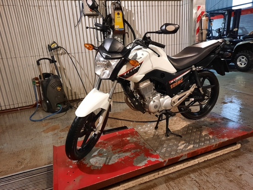 Imagen 12 de 15 de Honda New Titan 150 Usado Fcia C/garantia Glh Wave Motopier