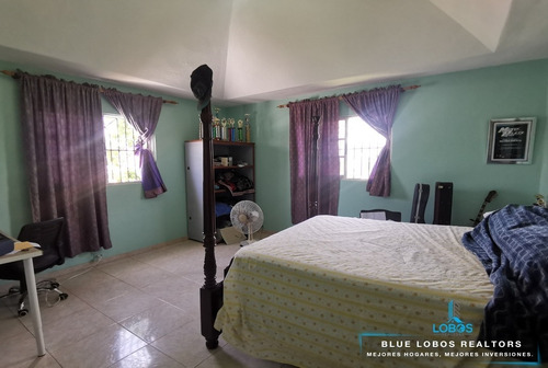 Imagen 11 de 12 de Casa Familiar Con Árboles Exóticos En Prado Oriental Santo Domingo Este