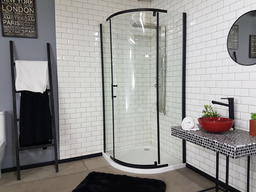 Box De Ducha Mampara Gorena Rio 90cm Cabina Curva C/base Armazón Negro Panel Transparente