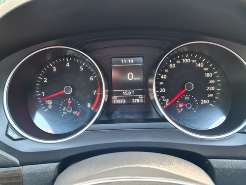 Volkswagen Vento 2.5 Luxury 170cv 2016