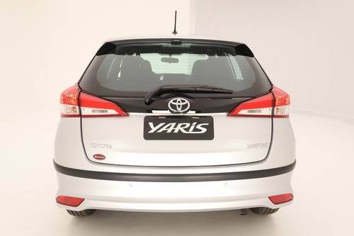Imagen 5 de 15 de Toyota Yaris Xs Audio 6m/t 5p