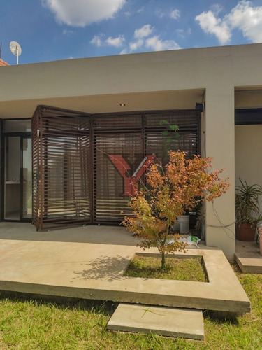 Imagen 10 de 13 de Casa En Venta La Plata - City Bell