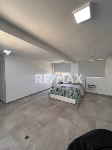 Exclusivo Pent-house En El Yaque: Paraíso Vista Al Mar - Isla De Margarita Cod: 1182