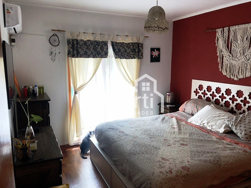 Imagen 11 de 14 de Venta - Impecable Dúplex Haedo, José M. Moreno Al 1100.