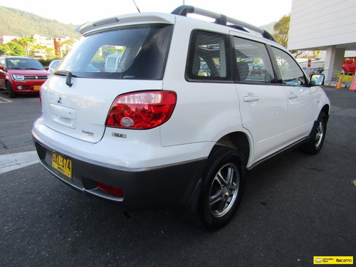 Mitsubishi Outlander 4x4 2.4 At
