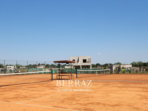 Casa Venta 5 Ambientes En Santa Lucía Pilar Del Este Lote De 467 M2
