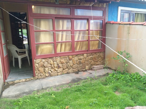 Imagem 11 de 12 de Casa Lado Praia De Unamar - A Poucos Passos Da Praia!