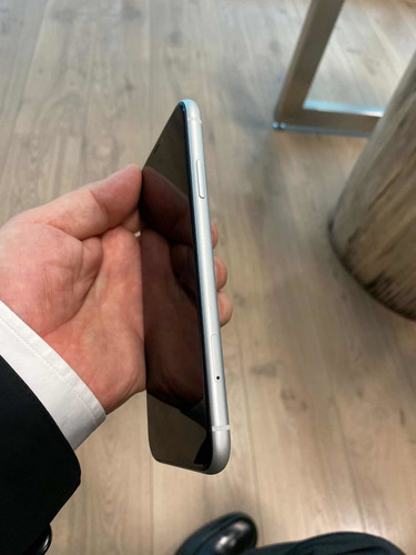 iPhone XR 64gb Blanco Telcel Perfecto Estado Con Cargador (Usado)