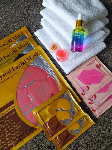 Imagen 1 de 1 de Kit De Cuidado Facial Skin Care Con 4 Toallas De Algodón