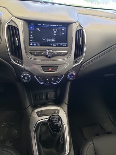 Imagen 10 de 15 de Chevrolet Cruze 5 1.4 Lt At 5p