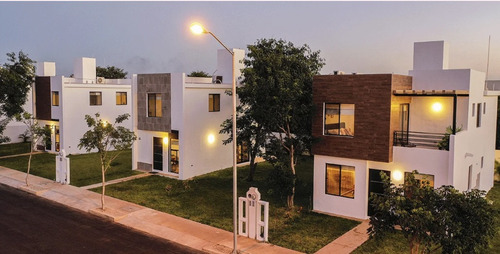 Casa Con Excelente Ubicación En San Pedro Cholul, Yucatán Mérida. Arf