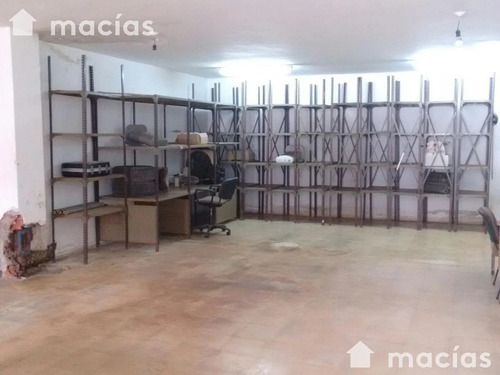 Imagen 7 de 9 de Local Comercial A Reciclar! Se Liquida! 198 M² Totales. Dos Plantas. Dos Baños