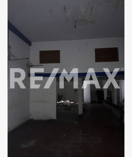Imagen 5 de 6 de Se Vende Local Comercial En La Av. Principal De Los Guaritos