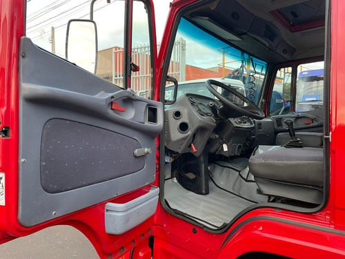 Mb 1718 4x2 2011 Comboio Impacto 4mil Litros