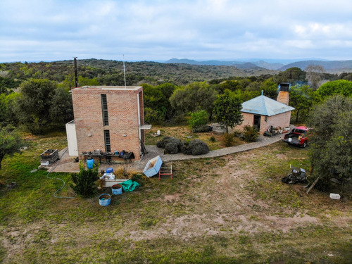 Campo De 200 Hectareas En Argentina, Cordoba. Villa De Dique