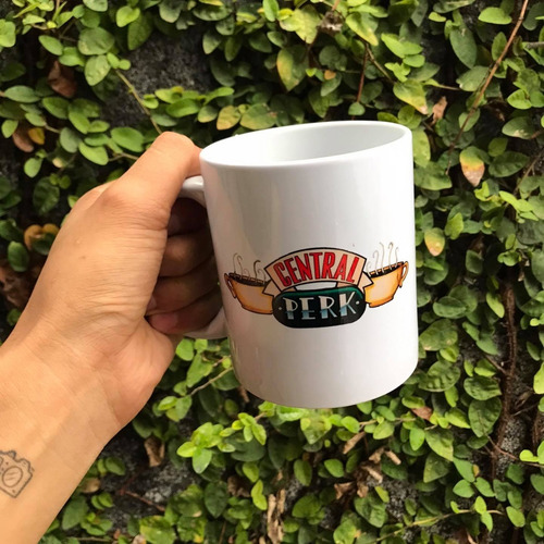Imagen 3 de 4 de Taza Logo Central Perk Friends Personalizable Con Nombre