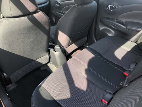 Imagen 10 de 10 de Nissan Versa 2019 1.6 Advance Mt