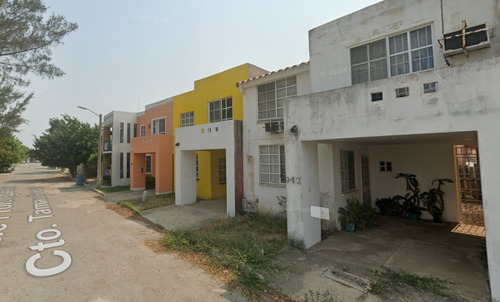 !! Casa En Venta, Propiedad Ya Adjudicada¡¡ (remate) - Calle Prolongacion Cto. Tamaulipeco 944, Miramapolis, Joyas De Miramapolis, 89506 Cd Madero, Tamps.