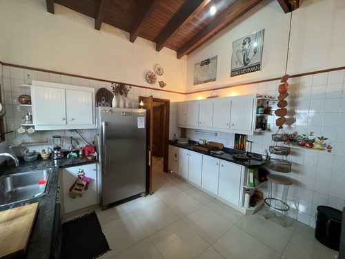 Imagen 10 de 30 de En Venta Casa Oportunidad El Peñon 340m2 4h 5b 4p Jardin Privacidad
