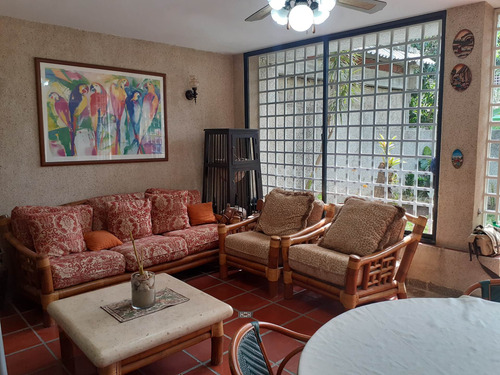 Imagen 2 de 12 de Casa San Roman 250m2 Venta